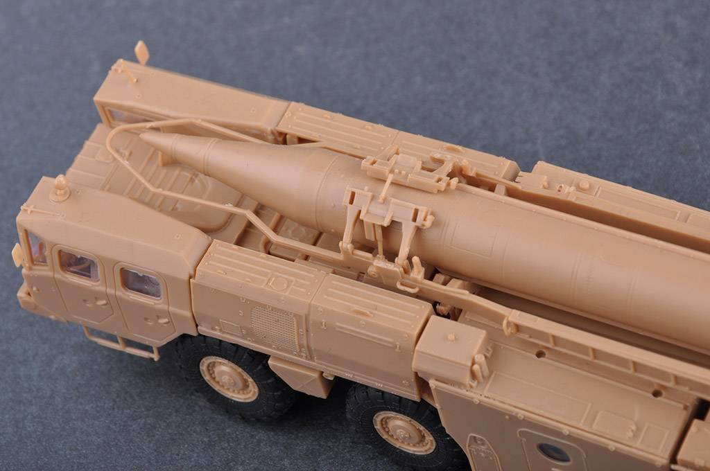 Soviet (9P117M1) Launcher with R17 Rocket of 9K72 Missile Complex "Elbrus" (Scud B) – Image 3