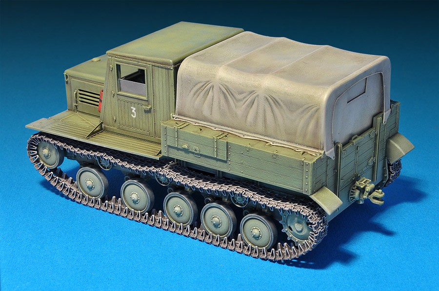 Ya-12 SOVIET ARTILLERY TRACTOR early production – Image 4
