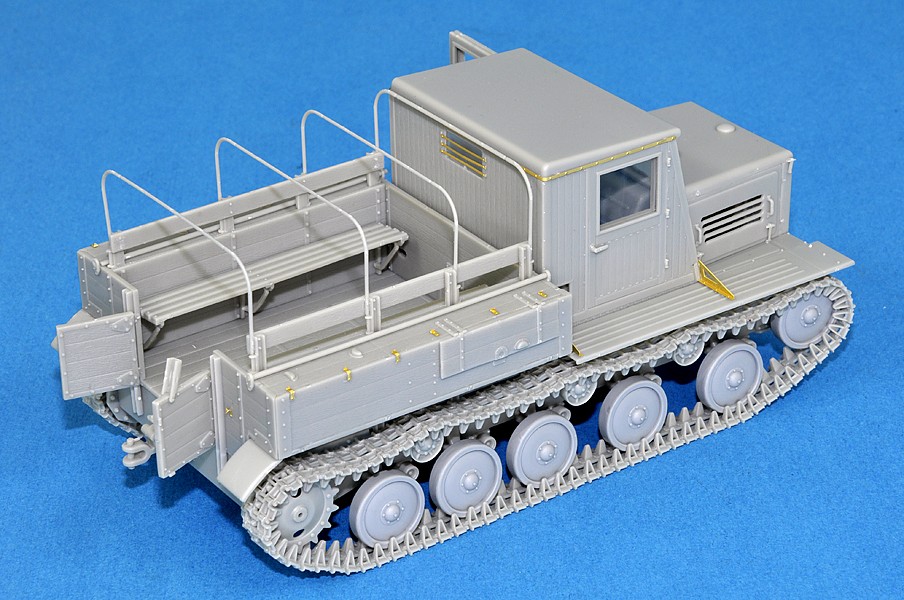Ya-12 SOVIET ARTILLERY TRACTOR early production – Image 15