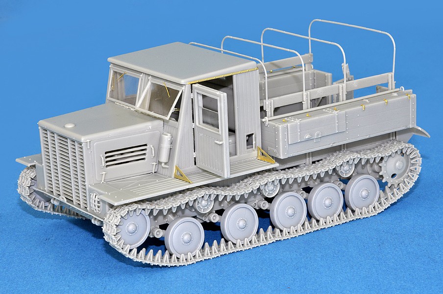 Ya-12 SOVIET ARTILLERY TRACTOR early production – Image 16