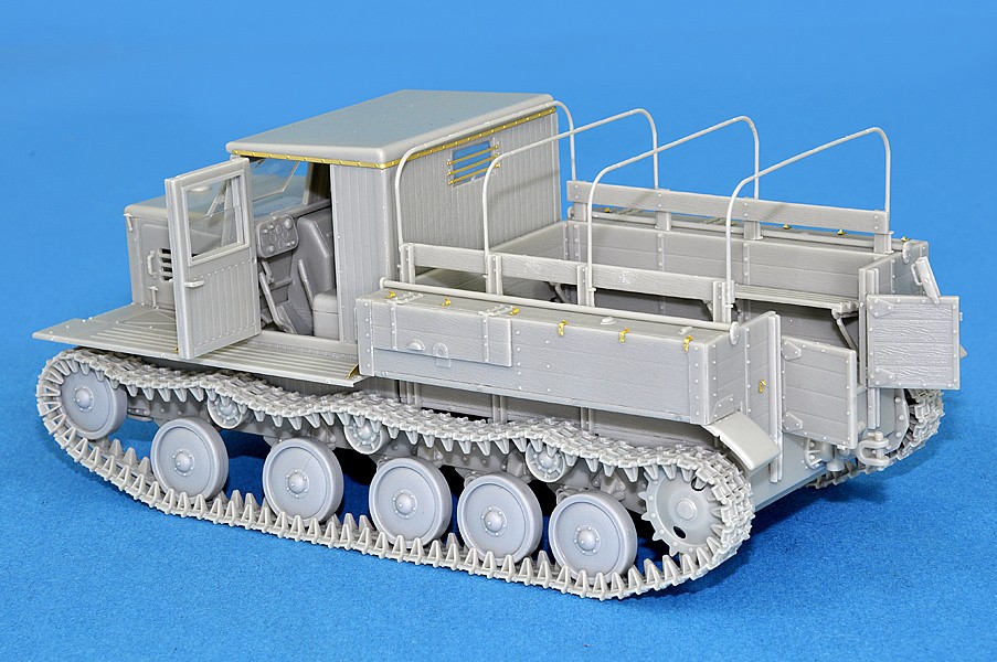 Ya-12 SOVIET ARTILLERY TRACTOR early production – Image 17