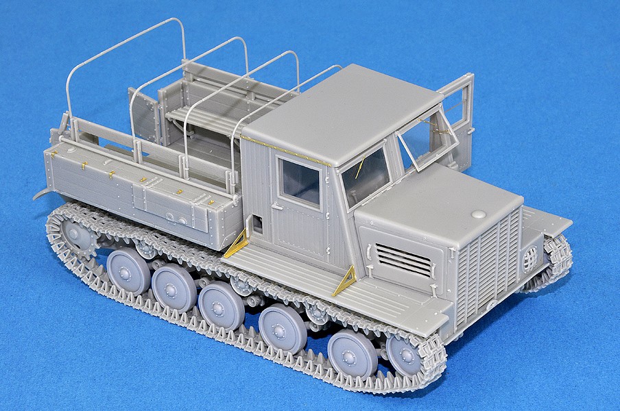 Ya-12 SOVIET ARTILLERY TRACTOR early production – Image 20