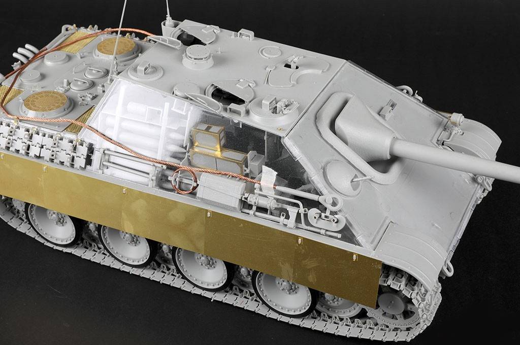German Sd.Kfz 173 Jagdpanther Late Version – Image 8