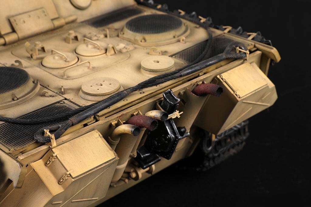 German Sd.Kfz 173 Jagdpanther Late Version – Image 12