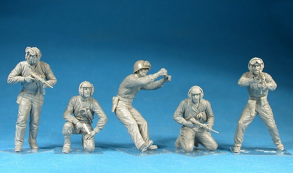 CLOSE COMBAT. U.S. TANK CREW – Image 2