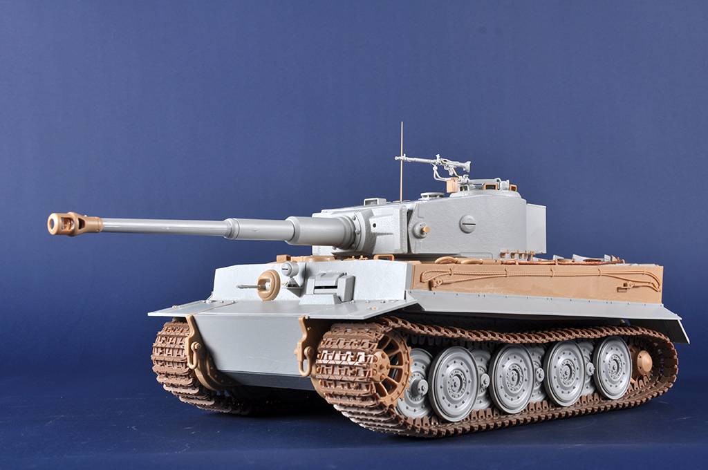 Pz.Kpfw.VI Ausf.E Sd.Kfz.181 Tiger I (Late Production) – Image 15