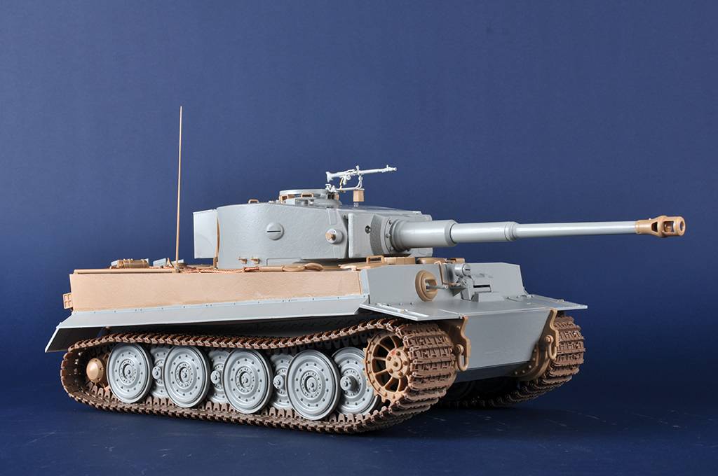 Pz.Kpfw.VI Ausf.E Sd.Kfz.181 Tiger I (Late Production) – Image 16