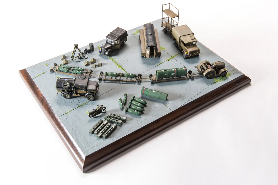 WWII RAF Bomber Re-Supply Set – Image 5
