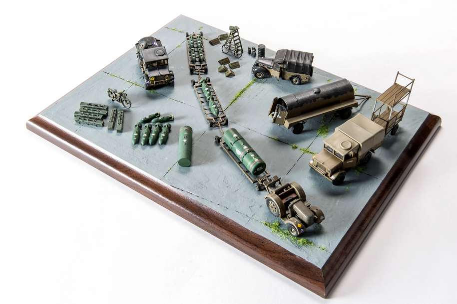 WWII RAF Bomber Re-Supply Set – Image 6