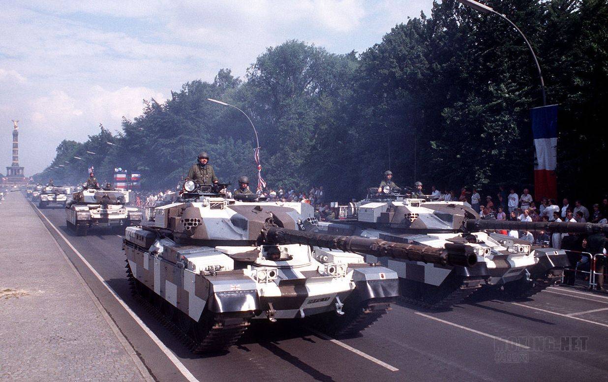British Main Battle Tank Chieftain Mk.10 – Image 3