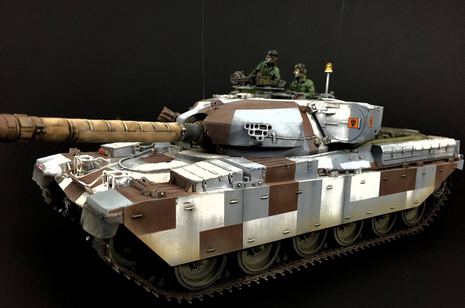 British Main Battle Tank Chieftain Mk.10 – Image 9