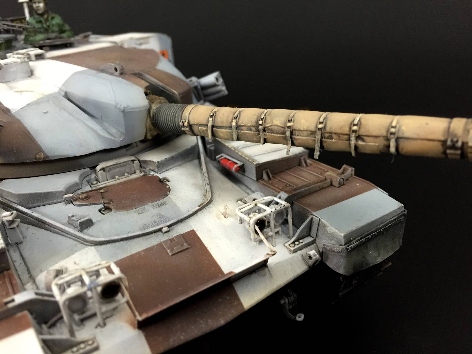 British Main Battle Tank Chieftain Mk.10 – Image 12