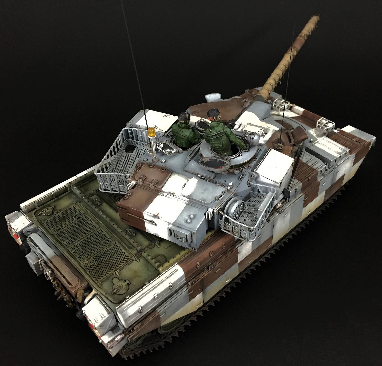 British Main Battle Tank Chieftain Mk.10 – Image 18