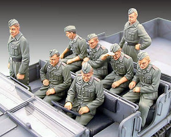 Schwere Zugkraftwagen 18t (Sd.Kfz.9) "FAMO" – Image 3